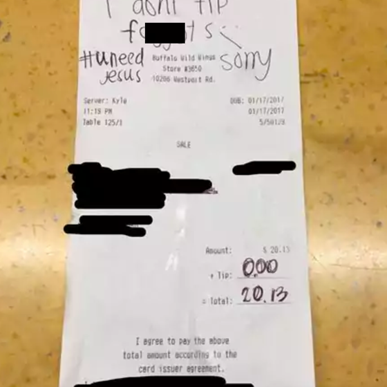 Customer writes antigay slur on receipt instead of tipping