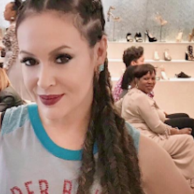 Alyssa Milano premieres new cornrow hairdo — and people are upset