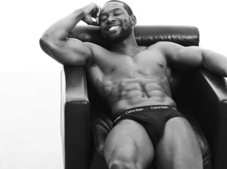 The cast of “Moonlight” strips down to their Calvins