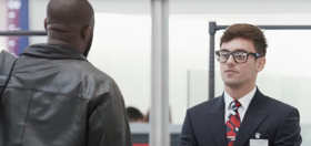 WATCH: Tom Daley goes deep undercover at the airport, confusion ensues