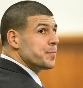Ex-NFL star Aaron Hernandez reportedly left a suicide note for his gay prison lover
