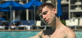 Actor Tommy Dorfman: “Everybody knew I was gay before I did”