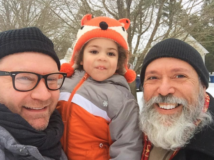 United Airlines detained this gay dad for having his hands “too close” to son’s genitals