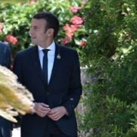 The photos from Emmanuel Macron and Justin Trudeau’s meeting look like a magical gay fairytale
