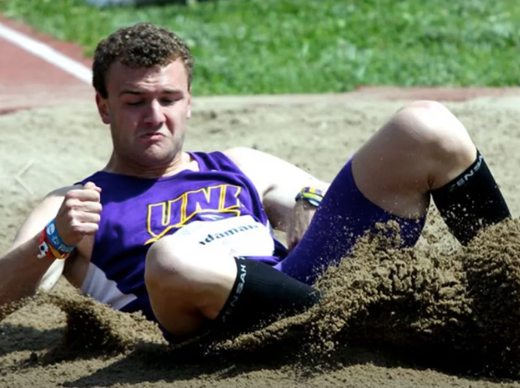 This college track & field star thanks a $700 vacuum cleaner for helping him to come out