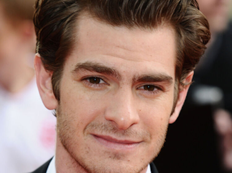 Twitter lashes out at Andrew Garfield for claiming he’s gay but “without the physical act”