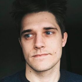 Andy Mientus on being bisexual: ‘I’m here, I’m out, and I f*cking love myself for it’