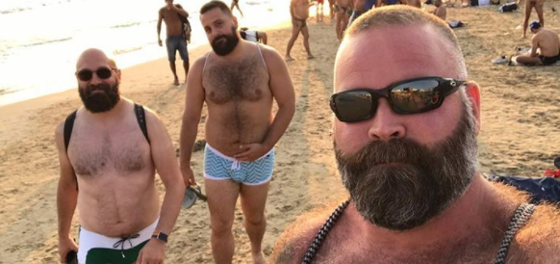 PHOTOS: Burly bears as far as the eye could see on the sandy beaches of Sitges
