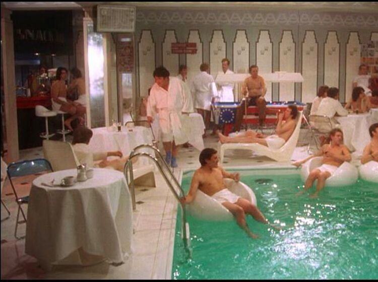 Which two musical icons met inside a gay bathhouse?