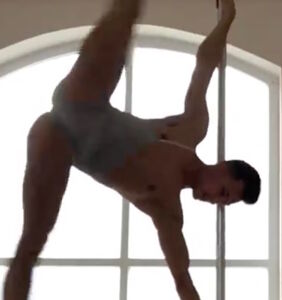 This way-hot pole-dancing routine will rock your world