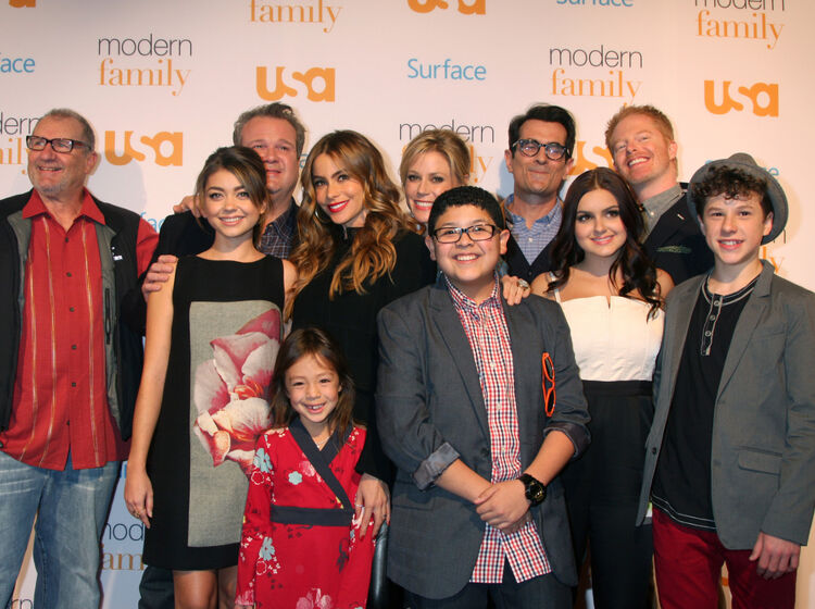 ‘Modern Family’ star adds fuel to rogue bisexual coming out
