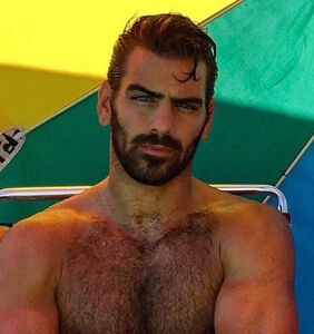 Nyle DiMarco delivers a stripped-down Xmas package ahead of schedule