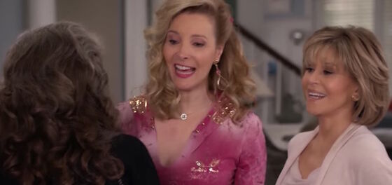 Lisa Kudrow adds rhinestoned razzle-dazzle to new season of ‘Grace and Frankie’