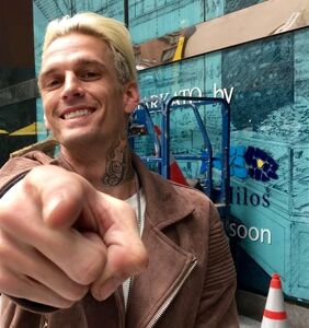 Aaron Carter “accidentally” exposes himself to 487K Instagram followers, claims he’s being stalked