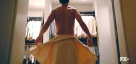 Treat yourself to an unobstructed view of Darren Criss’ derrière