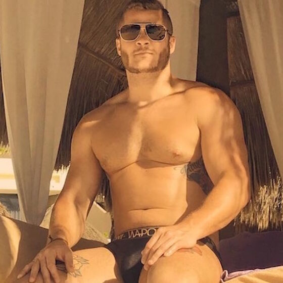 Austin Armacost traps all the thirst in revealing airport shower selfie