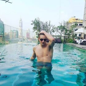 These ‘boys-in-the-pool’ pics will have you begging for spring