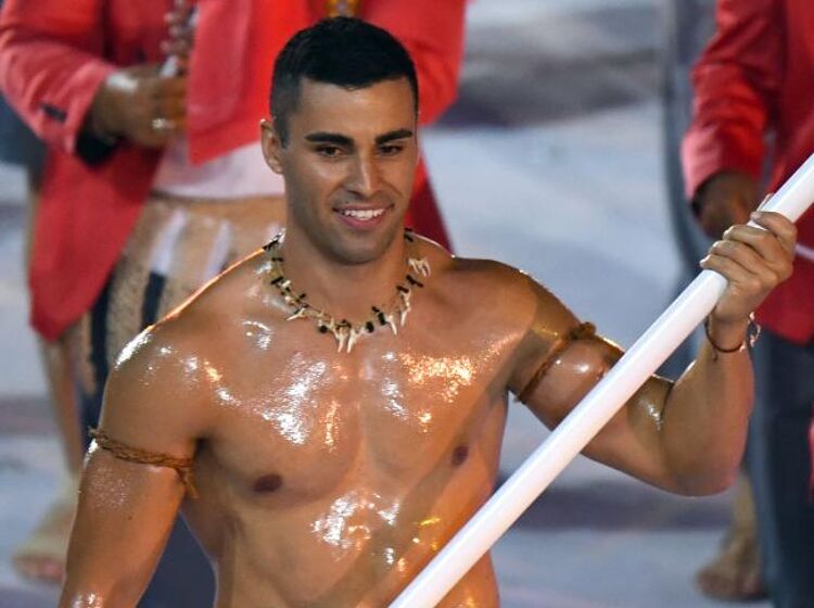 Pita Taufatofua (a.k.a. the Shirtless Tongan) is back at the Olympics and everyone’s fainting