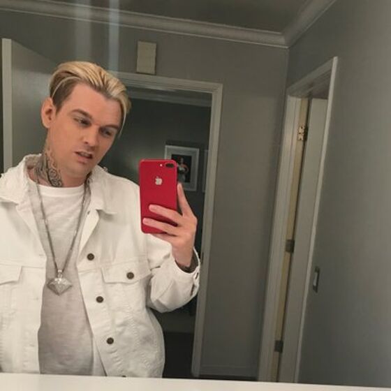 People are pissed at Aaron Carter for pulling bisexual publicity stunt