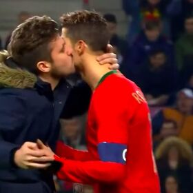 Male fan storms the field to make out with Cristiano Ronaldo