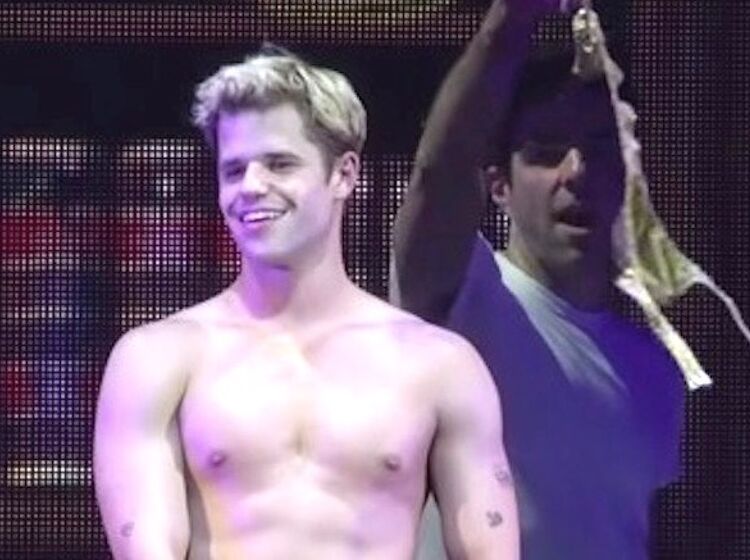 WATCH: Zachary Quinto leaves Charlie Carver wearing absolutely nothing on stage