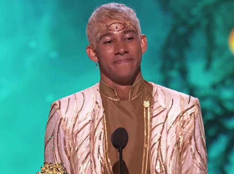 'Love, Simon' won MTV's Best Kiss & Keiynan Lonsdale delivered a beautifully queer af acceptance