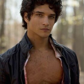 Teen Wolf’s Tyler Posey goes gay