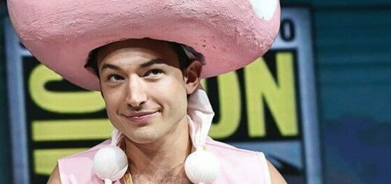 Ezra Miller cosplayed as Sexy Toadette and won Comic-Con 2018