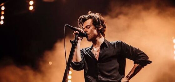 Fans are getting sick of Harry Styles' "maybe I am, maybe I'm not" answers about being bisexual