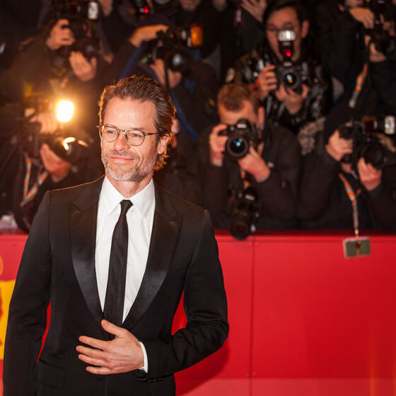 Guy Pearce says it’s “dangerous” to demand Hollywood give queer roles to queer actors