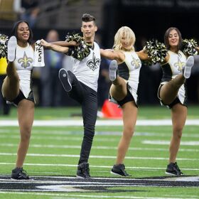 NFL’s first male cheerleader totally slays in debut performance, is met with cheers… and jeers