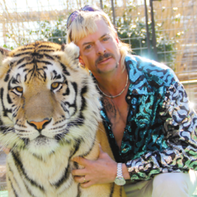 Gay zookeeper busted after offering FBI agent $3000 to kill animal rights activist