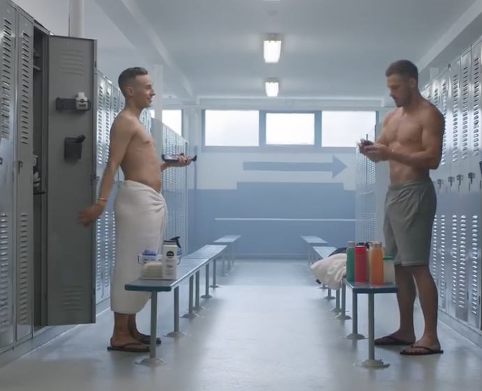 Watch Adam Rippon offer body shaving tips to NFL superstar Danny Amendola.