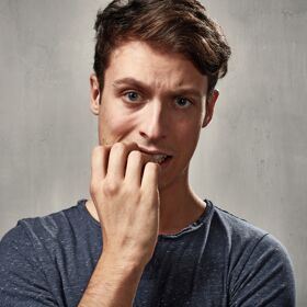 20-year-old wonders if he’s “abnormal” for being attracted to 30-year-olds