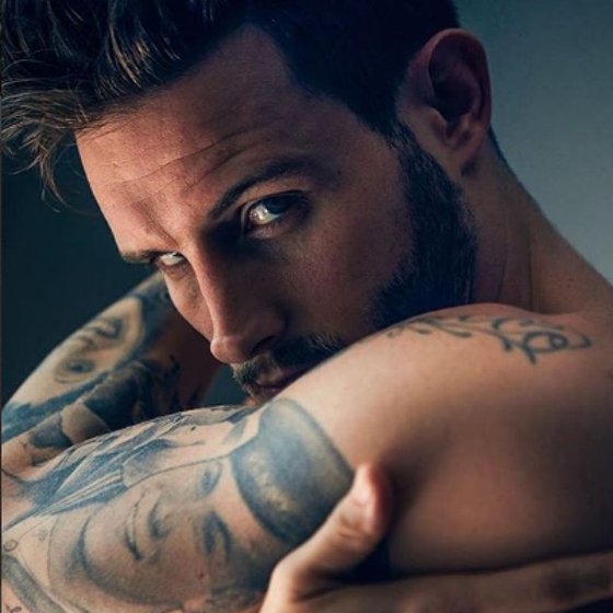 Nico Tortorella sometimes tops and sometimes bottoms “depending on the day”