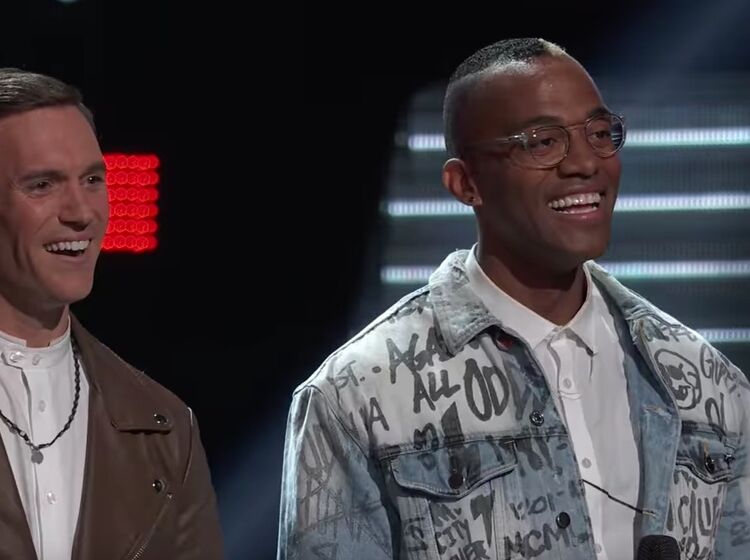 WATCH: Adorable gay couple auditions for ‘The Voice’ together, Kelly Clarkson cries