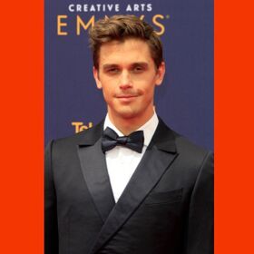 Instagram deleted these pics of Antoni for being “pornographic”; photographer speaks out