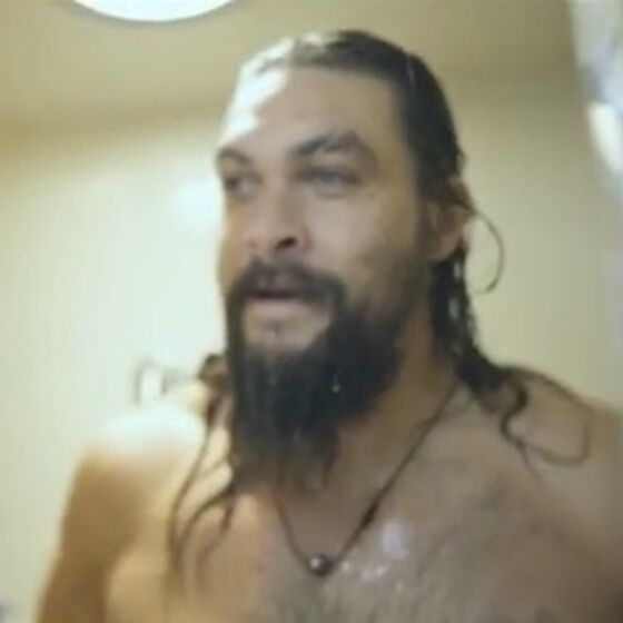 WATCH: Jason Momoa backstage naked at ‘SNL’, strips to RuPaul track