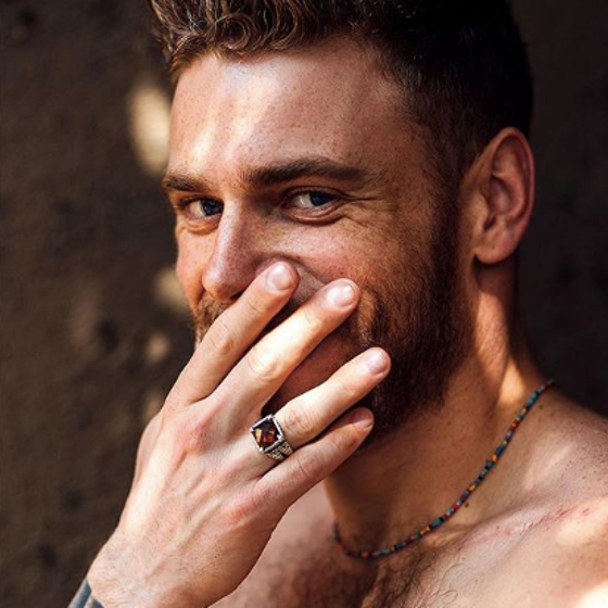 Gus Kenworthy going straight for pay as Emma Roberts’ boyfriend in upcoming ‘American Horror Story’