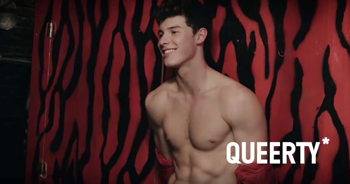 PHOTOS: Shawn Mendes strips down to his Calvins - Queerty