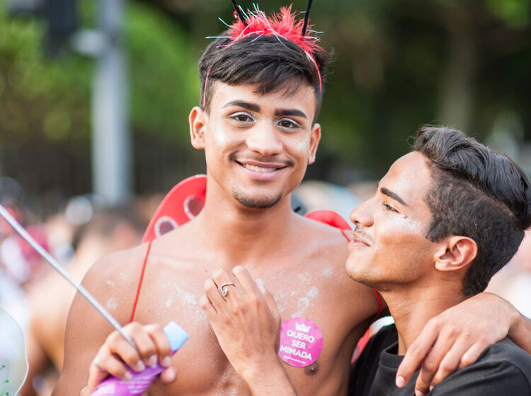 10 “shocking” gay Carnival images that Brazil’s homophobic president should tweet out to the world
