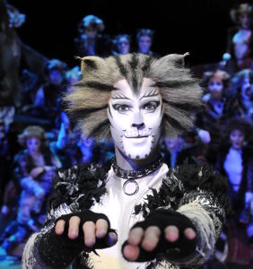 Attention musical lovers: Universal just dropped a bomb about the ‘Cats’ movie