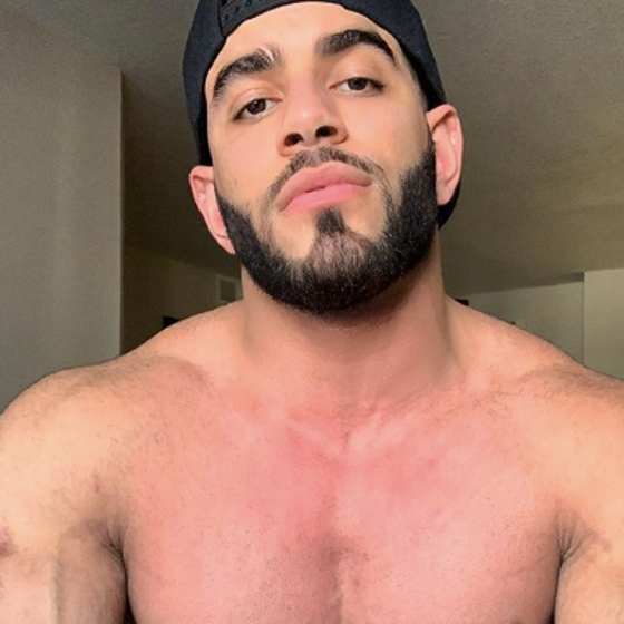This influencer says he feels “disrespected” when followers comment on his “perfect body”