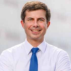 Want visual proof gay presidential hopeful Pete Buttigieg’s star is on the rise? You’ve got it.