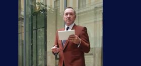WATCH: Kevin Spacey is now a street performer