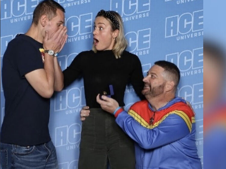 Brie Larson helps same-sex couple get engaged at comic con