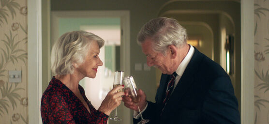 WATCH: ‘The Good Liar’ stars Ian McKellen & Helen Mirren enjoy some sick beats