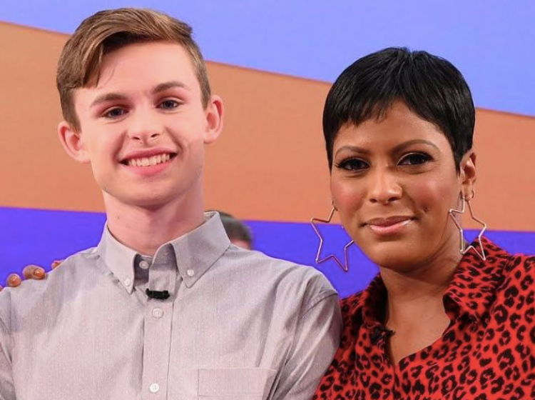 Bullied gay teen talks about the epic slap that made him an internet superstar