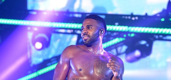 Jason Derulo received quite an offer after this eye-popping photo was removed from Instagram