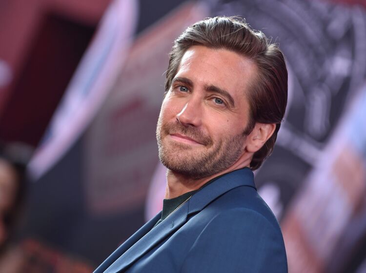 Jake Gyllenhaal is going gay again